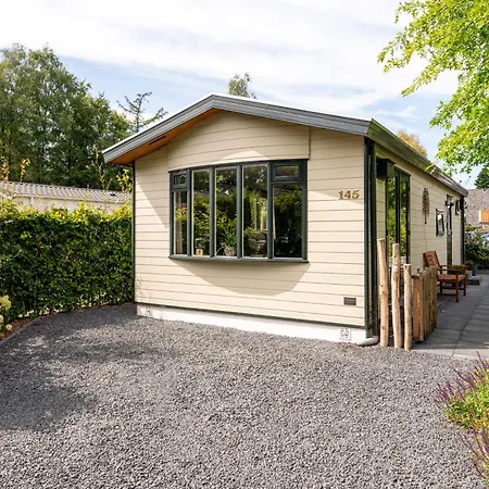 De Eik, Sfeervol Met Tuin, Op De Veluwe