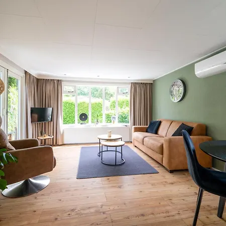 Chalet De Eik, Sfeervol Met Tuin, Op De Veluwe