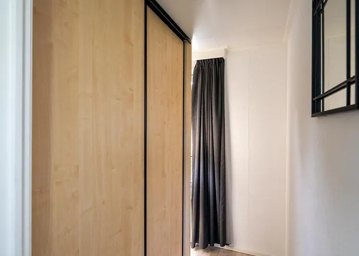 De Eik, Sfeervol Met Tuin, Op De Veluwe Putten