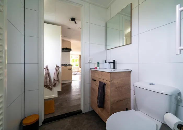 De Eik, Sfeervol Met Tuin, Op De Veluwe Chalet