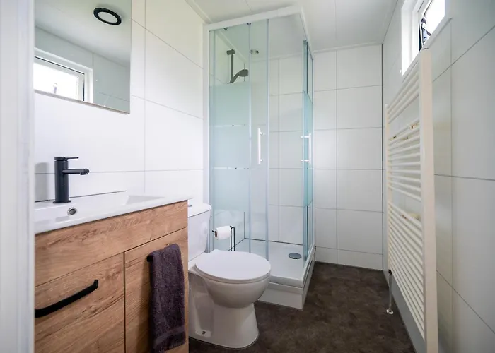 De Eik, Sfeervol Met Tuin, Op De Veluwe Alpstuga *