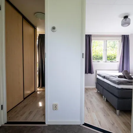 Σαλέ De Eik, Sfeervol Met Tuin, Op De Veluwe Putten